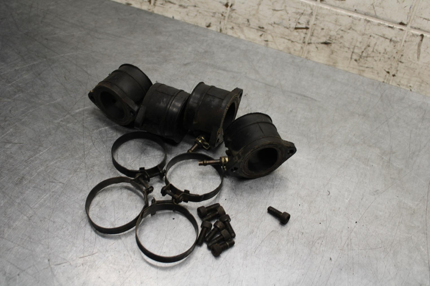 00-01 KAWASAKI ZZR600 AIRBOX INTAKE VELOCITY STACKS BB568