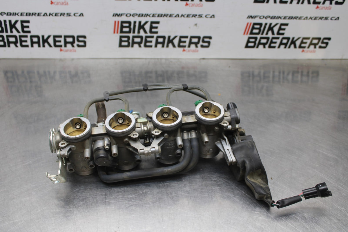08-10 SUZUKI GSXR 600 MAIN FUEL INJECTORS / THROTTLE BODIES BB835