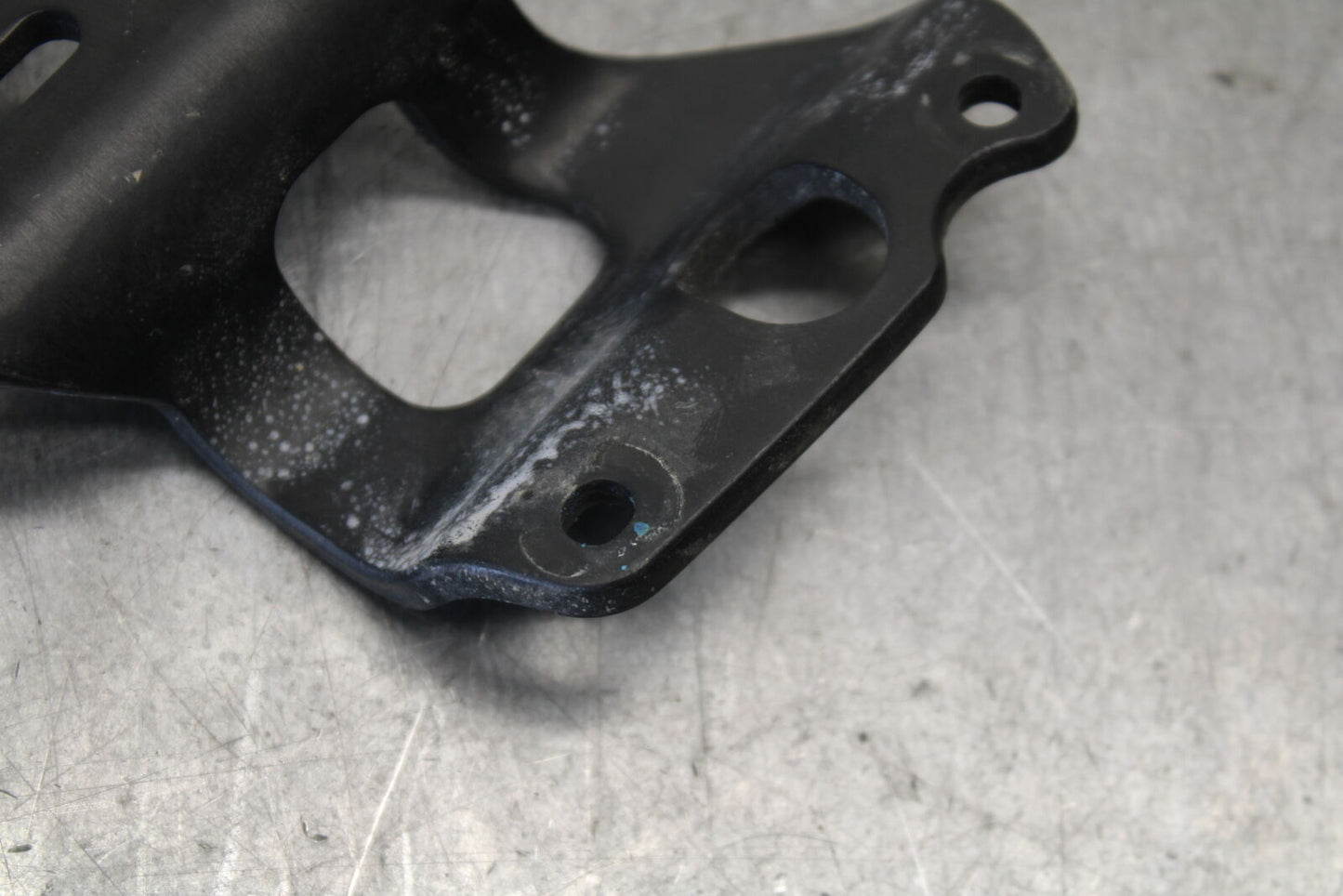 08-16 YAMAHA YZF R6 RIGHT REARSET REAR SET HEEL GUARD 13S-27446-10-00 BB665