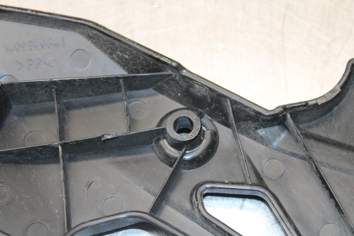 18-26 KAWASAKI Z400 FRAME COVER BB852