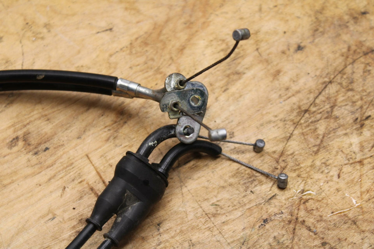 07-08 YAMAHA YZF R1 THROTTLE CABLES LINES BB337