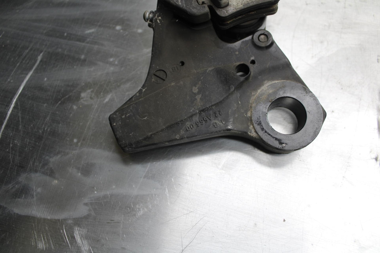 17-20 BMW S1000R REAR BACK BRAKE CALIPER W MOUNT BRACKET BB488