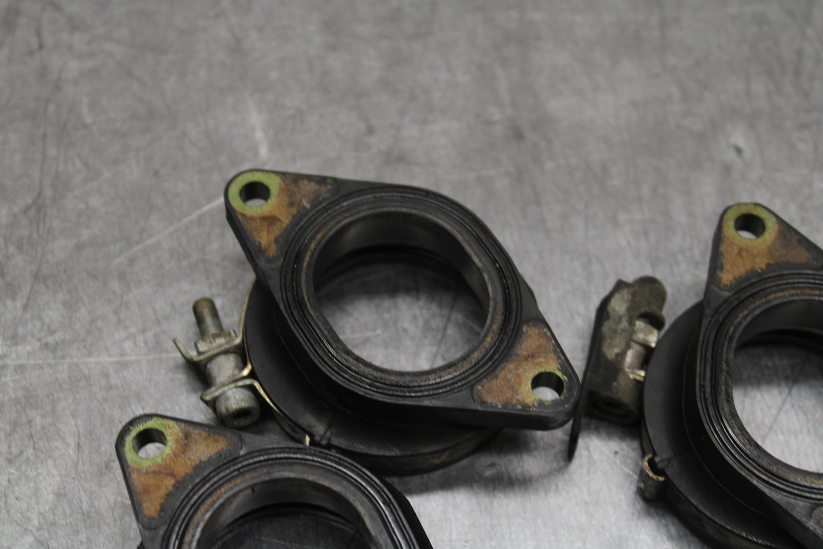 06 YAMAHA YZF R6 AIR INTAKE BOOTS BB716