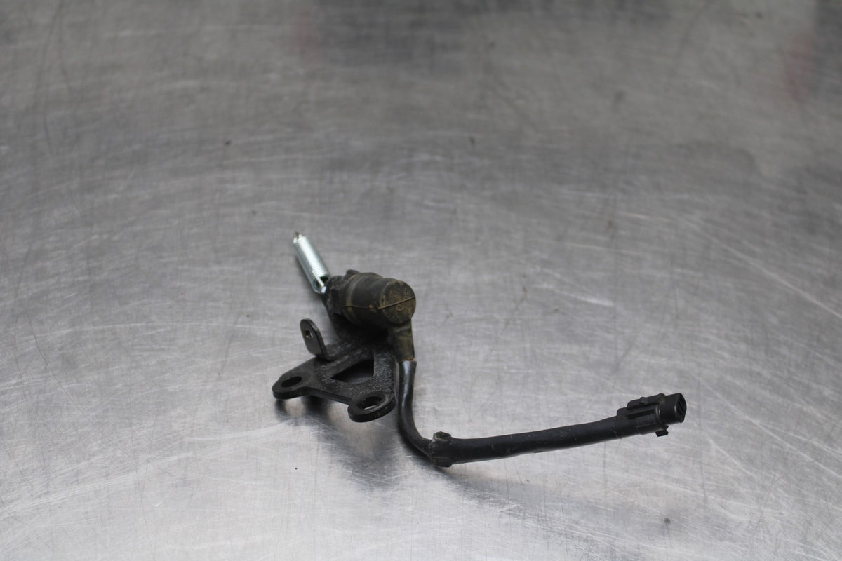 23-24 YAMAHA MT-07 REAR BACK BRAKE SENSOR BB927