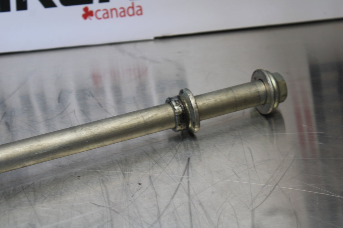 23 YAMAHA YZF R3 REAR AXLE BACK WHEEL RIM PIVOT BOLT AXEL BB147