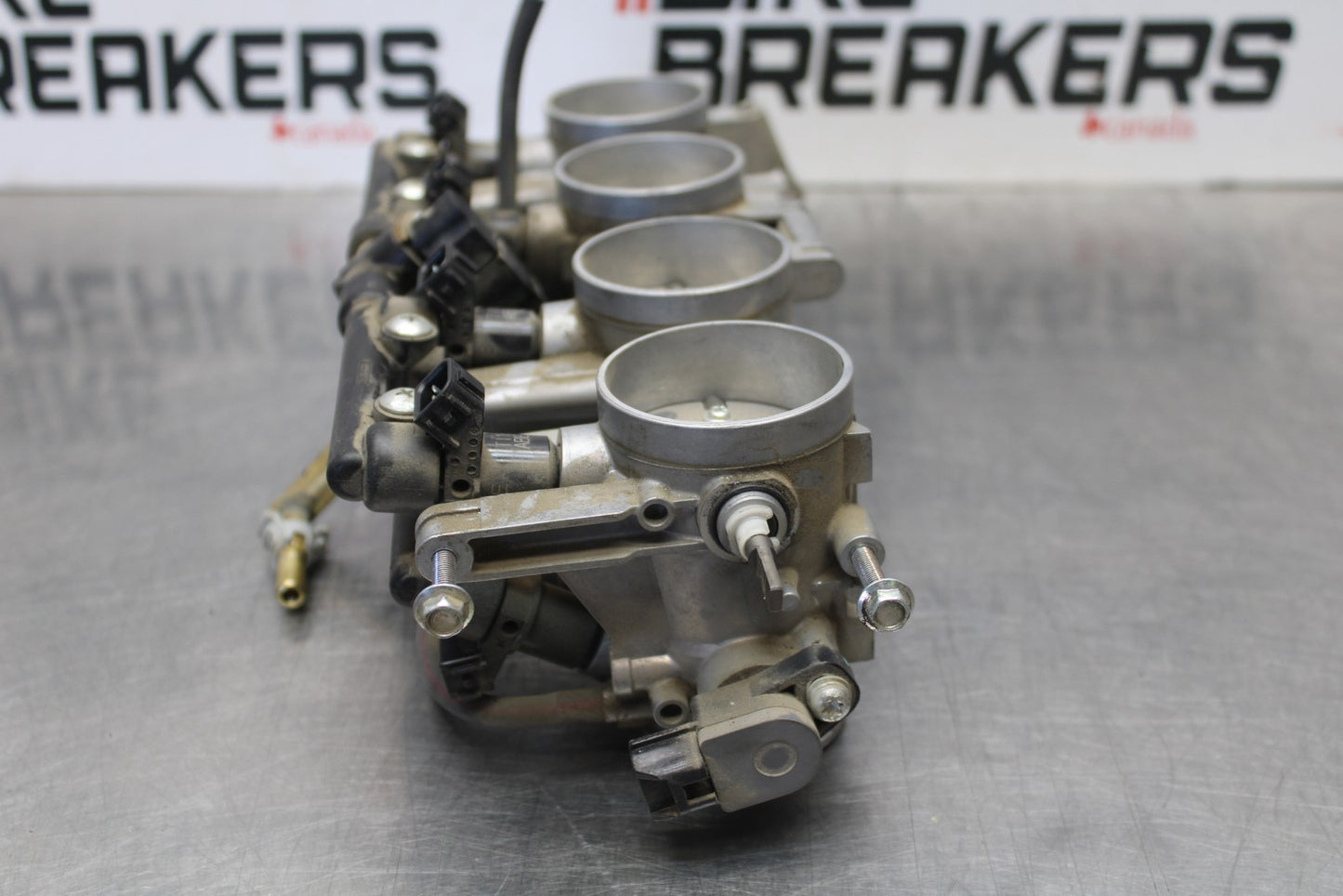 05-06 SUZUKI GSXR1000 MAIN FUEL INJECTORS / THROTTLE BODIES BB773