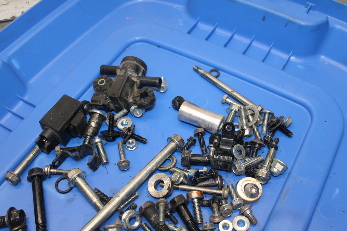 13-15 HONDA CBR500R ENGINE MOUNTING BOLTS HARDWARE MOTOR SCREWS BB704