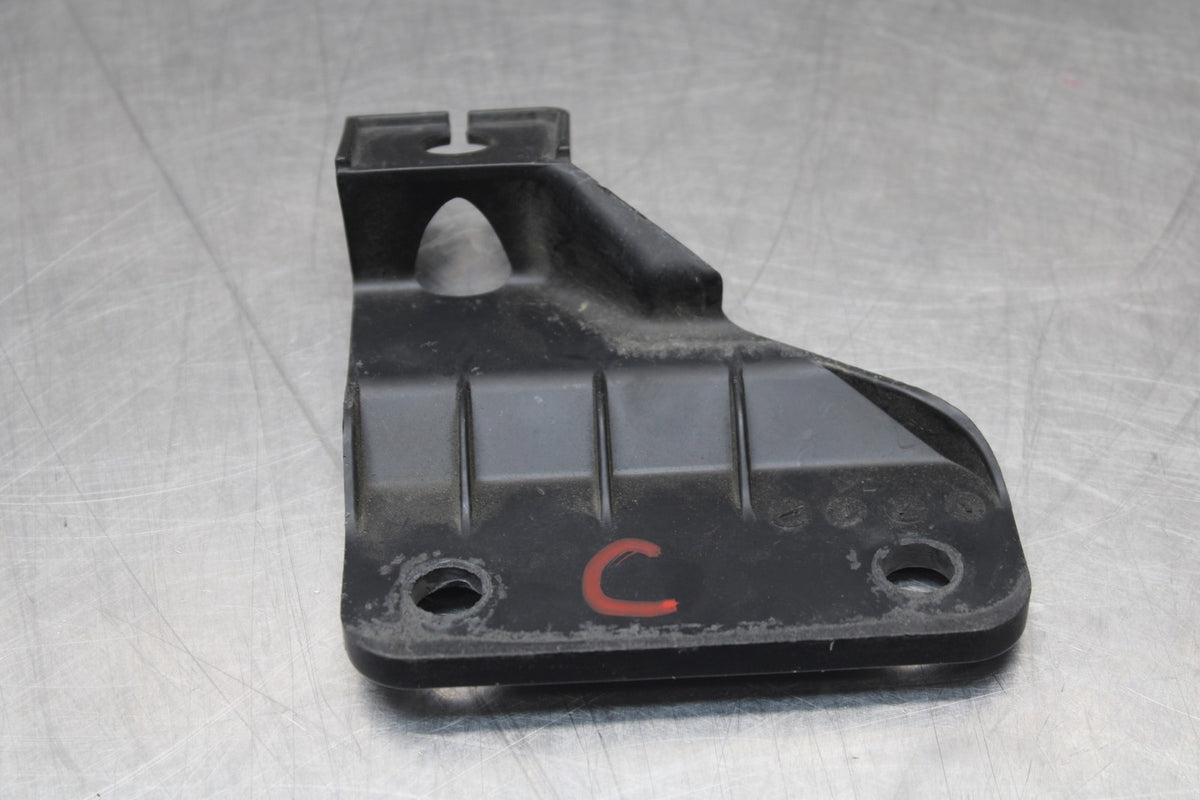 11-24 SUZUKI GSXR750 AIRBOX ECU HOLDER BRACKET BB687-C