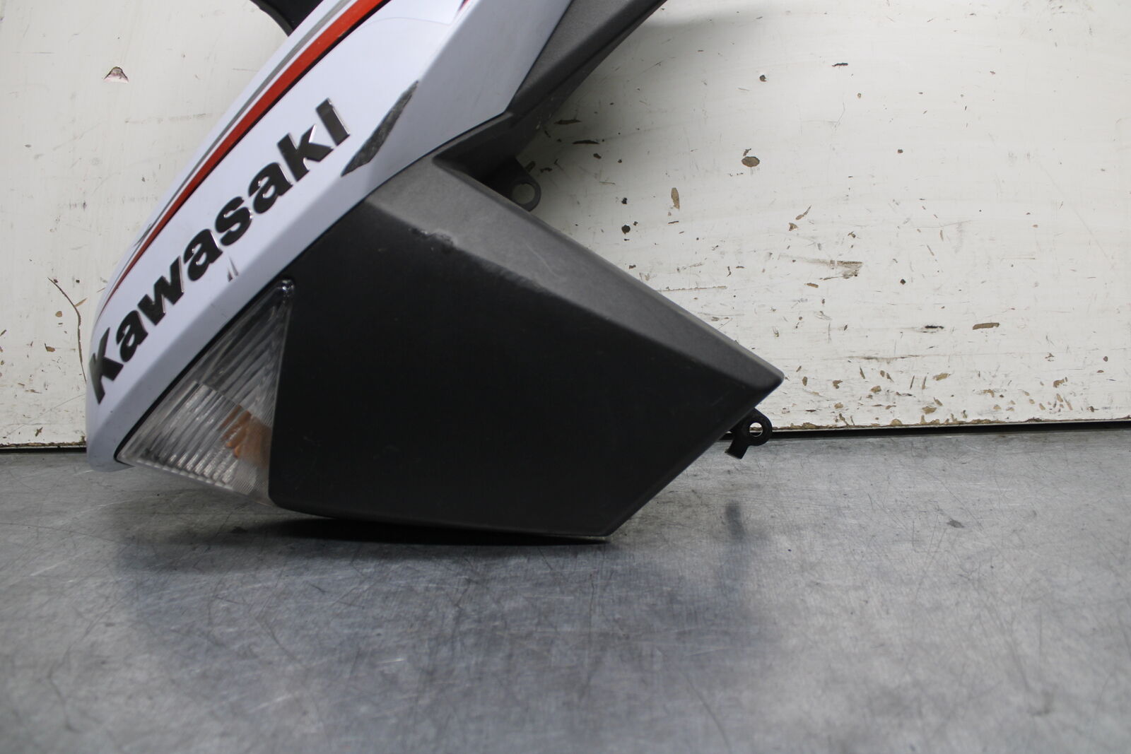 12-13 KAWASAKI Z1000 LEFT FRONT UPPER MID SIDE FAIRING COWL PLASTIC BB743