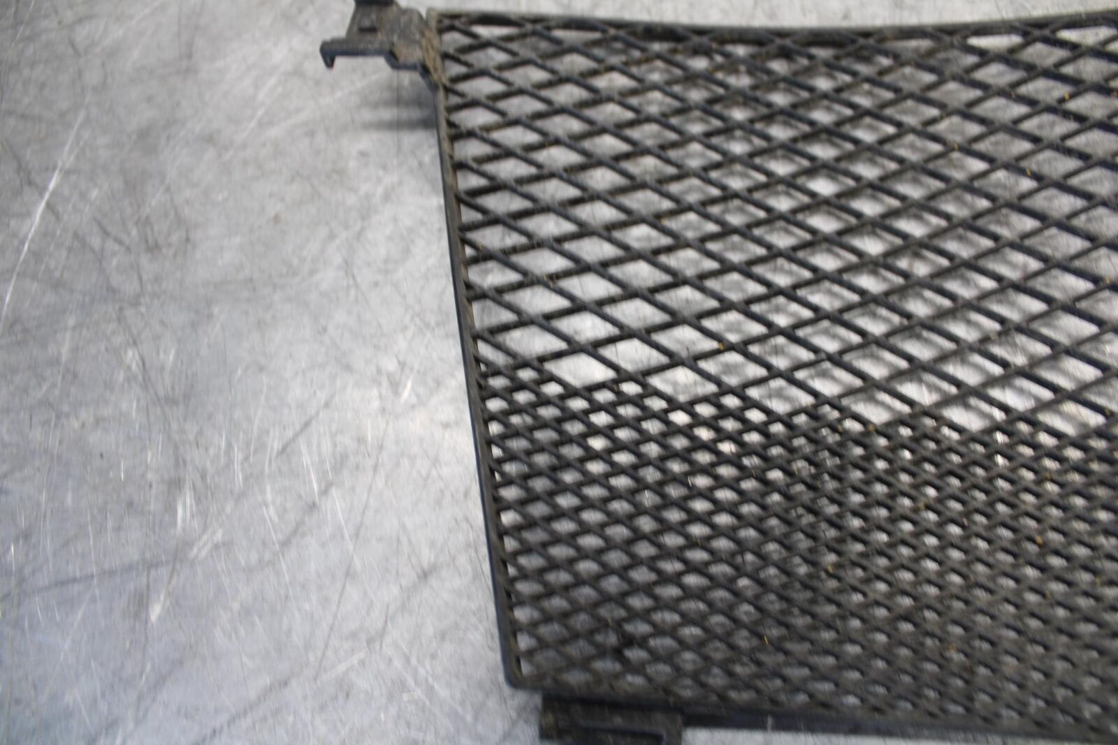 2005 Honda CBR1000RR OIL COOLER GRILL GUARD BB528