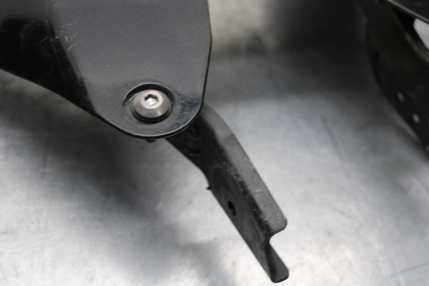 2012 Kawasaki Ninja ZX14R ZX1400E LOWER BOTTOM BELLY FAIRING COWL BB60