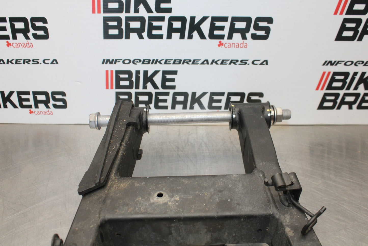 18-23 KAWASAKI NINJA 400 EX400 ABS REAR SWINGARM BACK SUSPENSION SWING ARM BB192