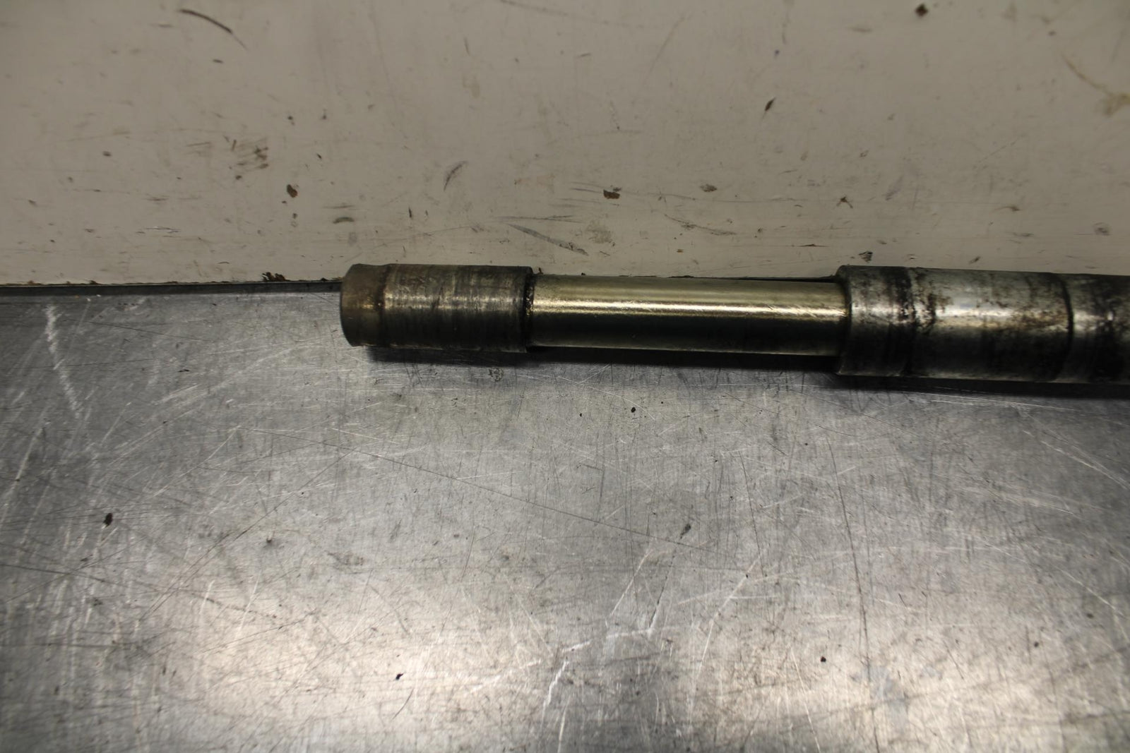 1996 Kawasaki Vulcan 800 VN800B Classic FRONT WHEEL RIM AXLE PIVOT BOLT BB93