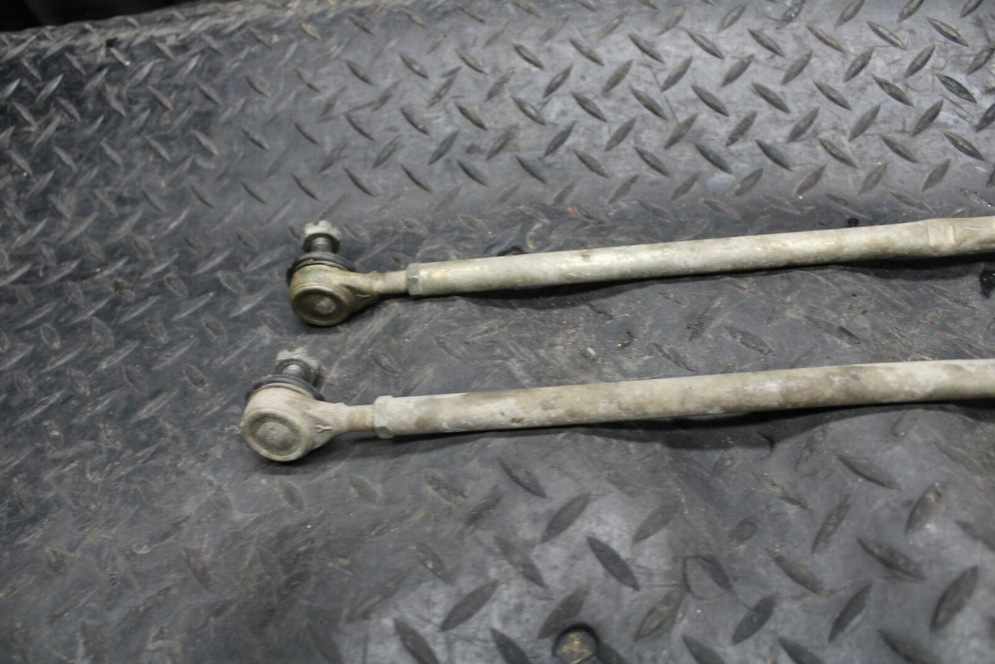 2004 Yamaha Banshee 350 YFZ350 STEERING TIE RODS ROD SET PAIR BB232
