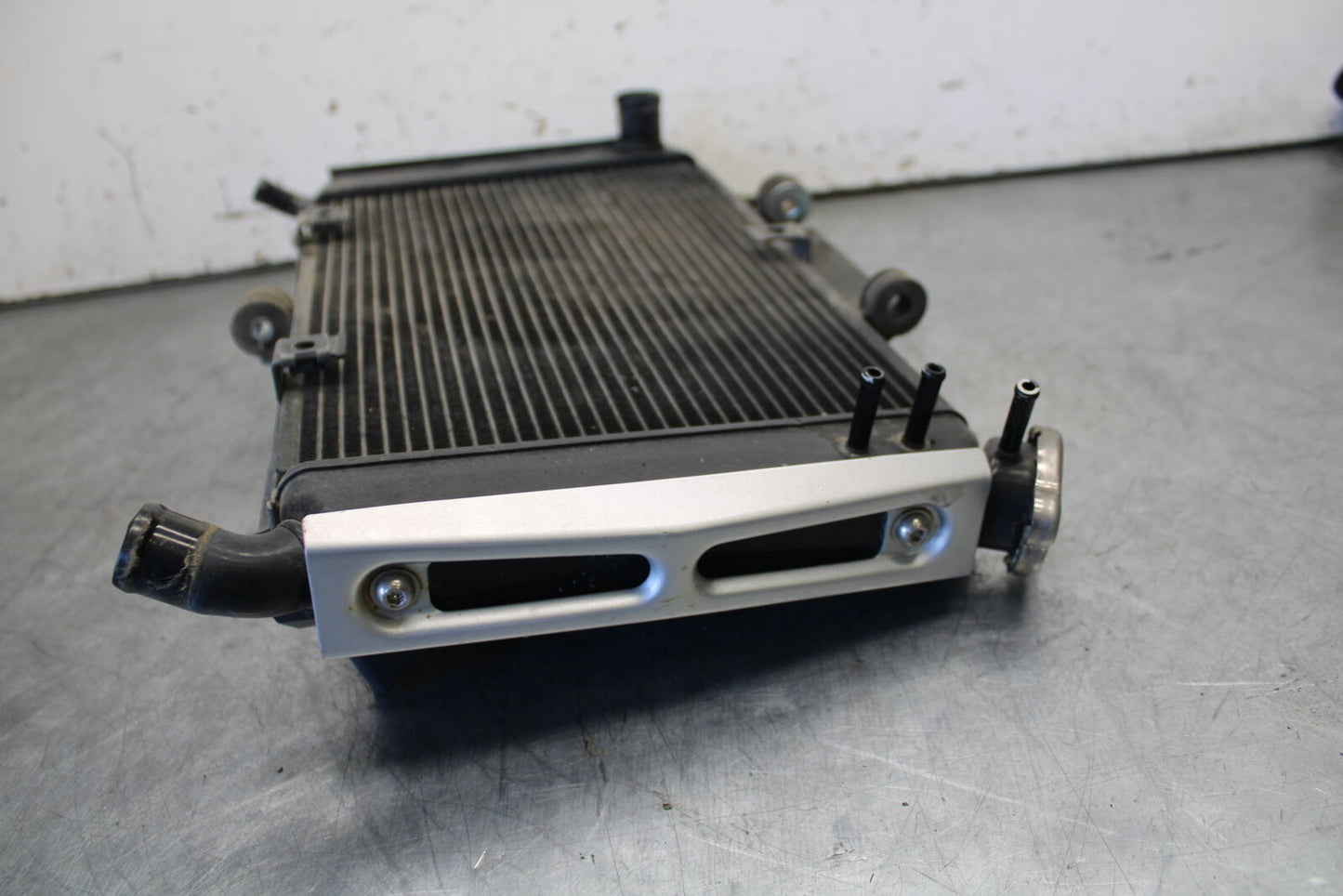 07-09 YAMAHA FZ6 ENGINE RADIATOR MOTOR COOLER RADIATER 4S8-12461-00-00 BB713