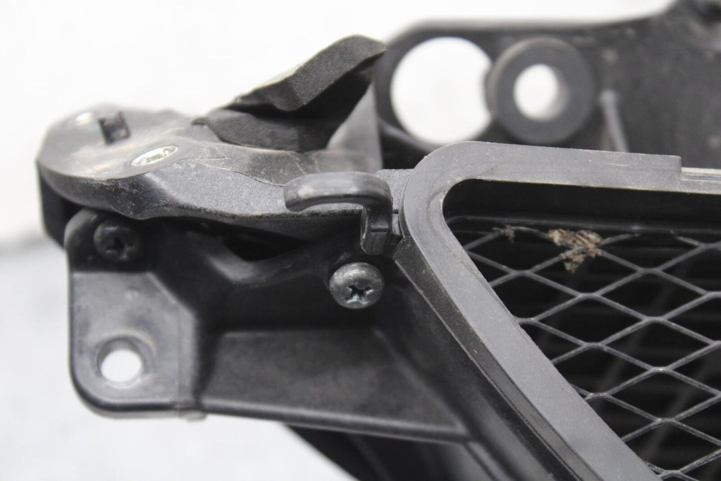 09-12 KAWASAKI NINJA ZX6R RAM AIR INTAKE TUBE DUCT BB640