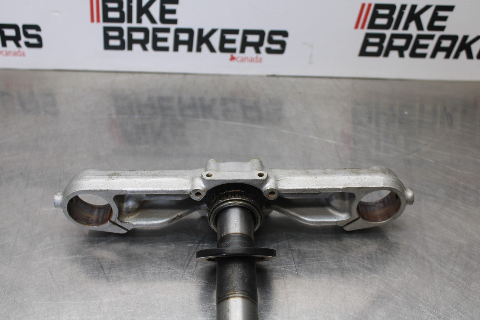 03-08 KAWASAKI VULCAN 1600 FRONT FORKS CLAMP LOWER TRIPLE TREE STEM BB196