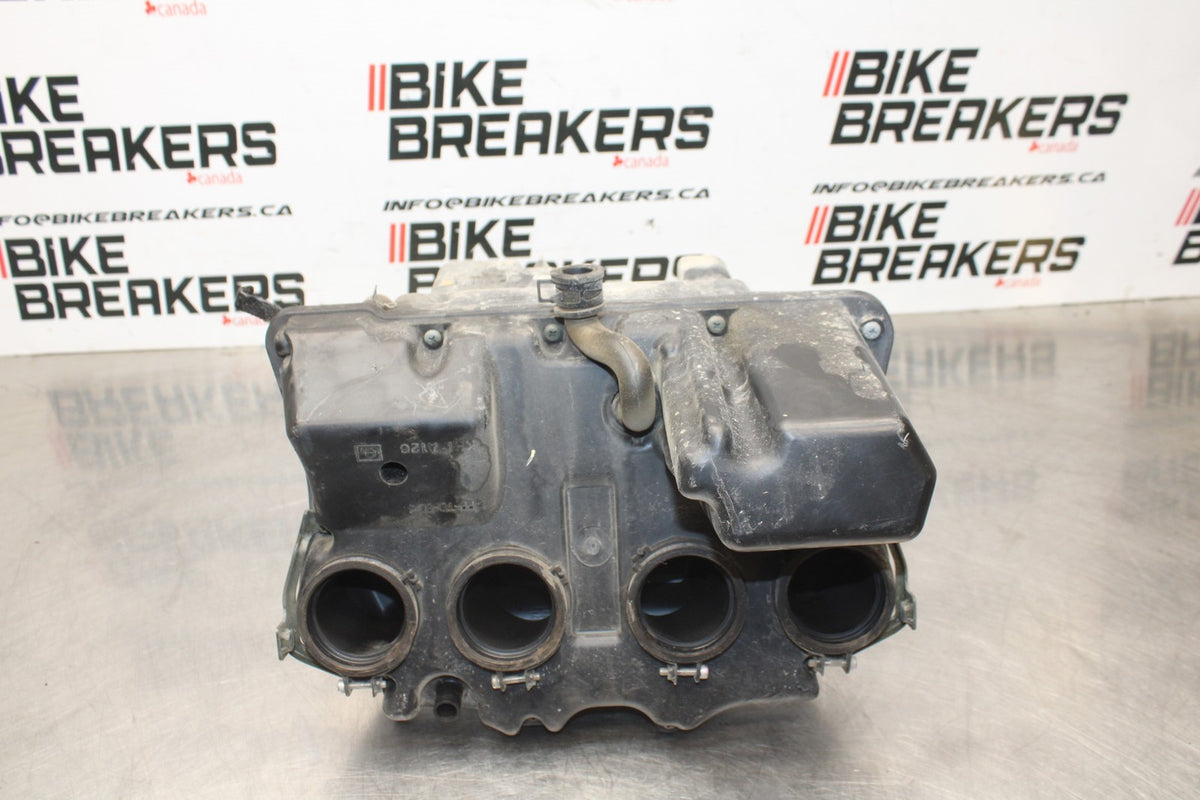 06 KAWASAKI Z750 AIRBOX AIR INTAKE FILTER BOX BB837