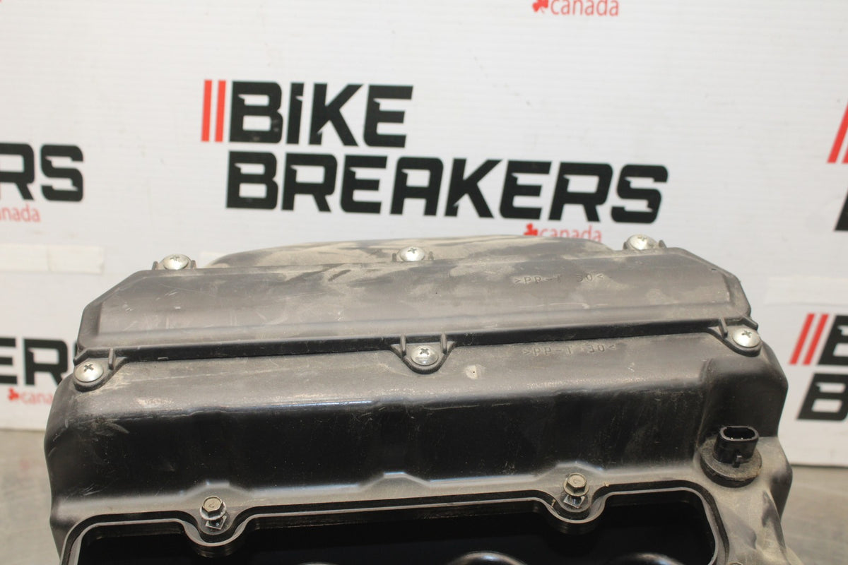 05-06 KAWASAKI NINJA ZX6R AIRBOX AIR INTAKE FILTER BOX BB877