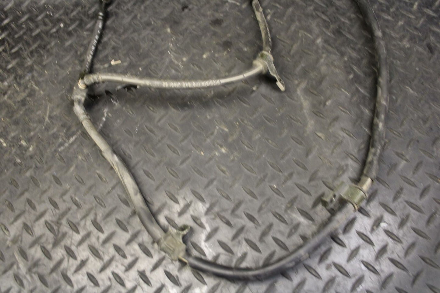 07 SUZUKI BURGMAN 650 FRONT BRAKE CALIPER HOSES LINES BB183