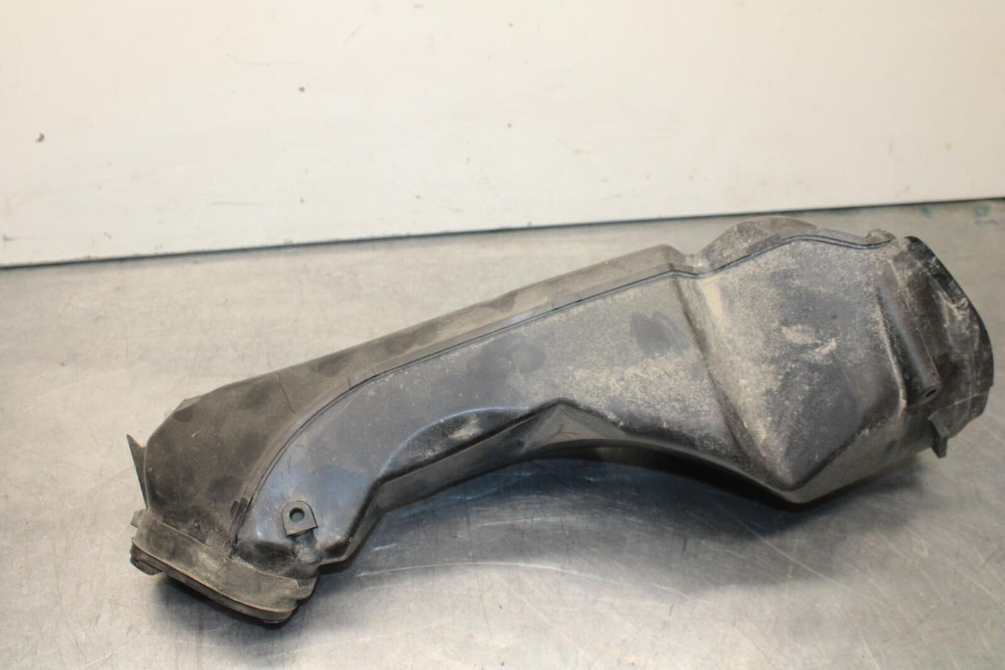 2011 Suzuki GSXR600 RIGHT LEFT AIR INTAKE DUCTS BB605