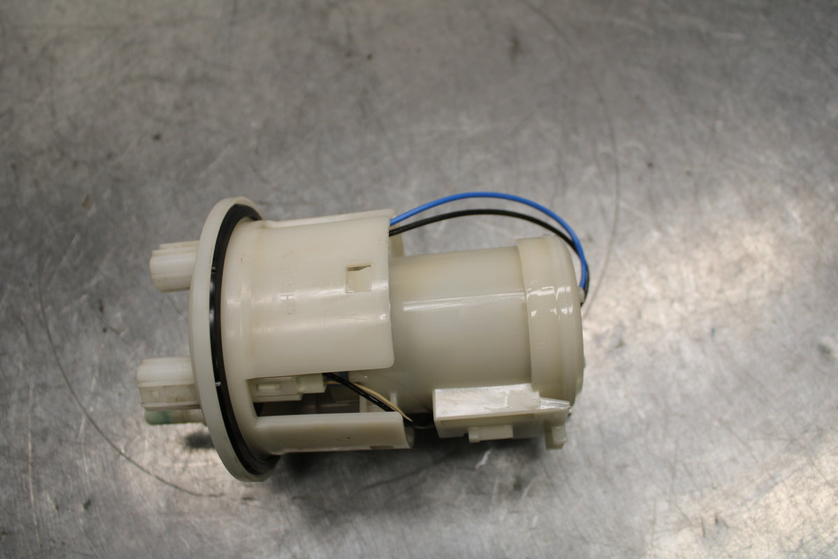 06-07 YAMAHA YZF R6 FUEL PUMP GAS PETROL SENDER UNIT BB742