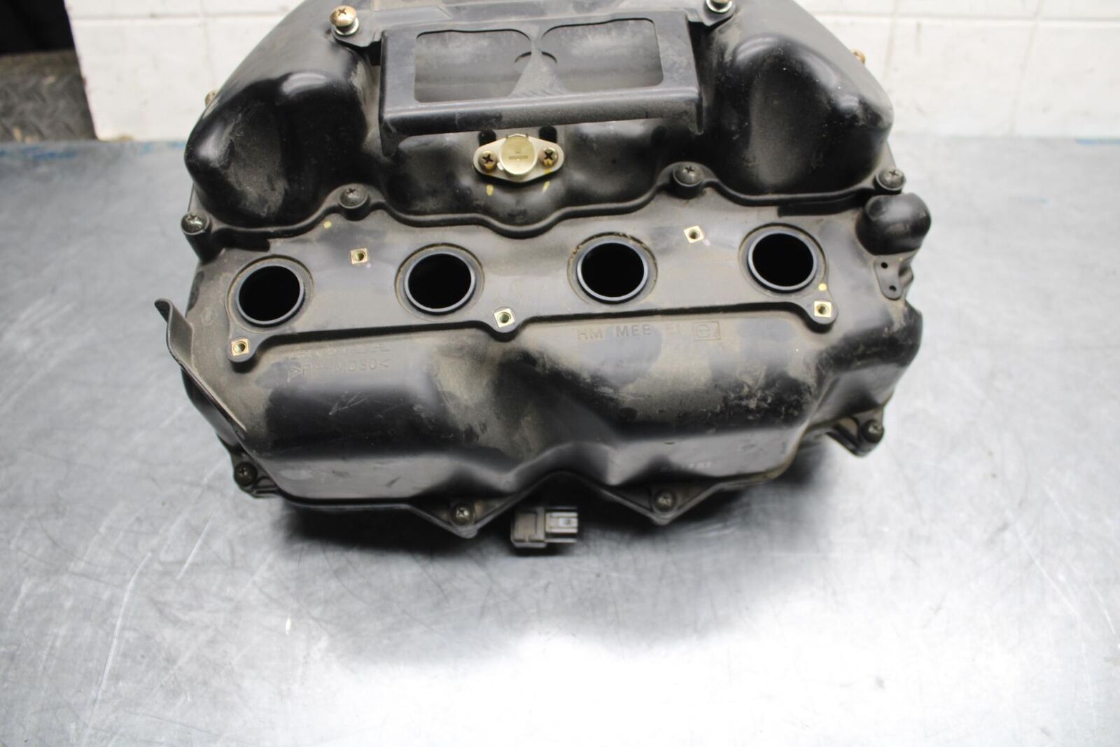05-06 HONDA CBR600RR AIRBOX INTAKE FILTER BOX 17221-MEE-D00 17231-MEE-670 BB479