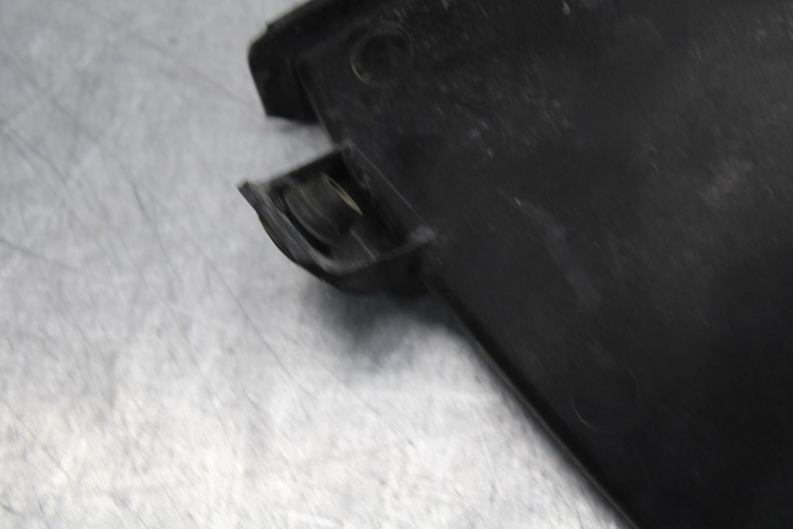 09-12 KAWASAKI NINJA ZX6R LOWER FRONT CENTER COWL FAIRING  BB640