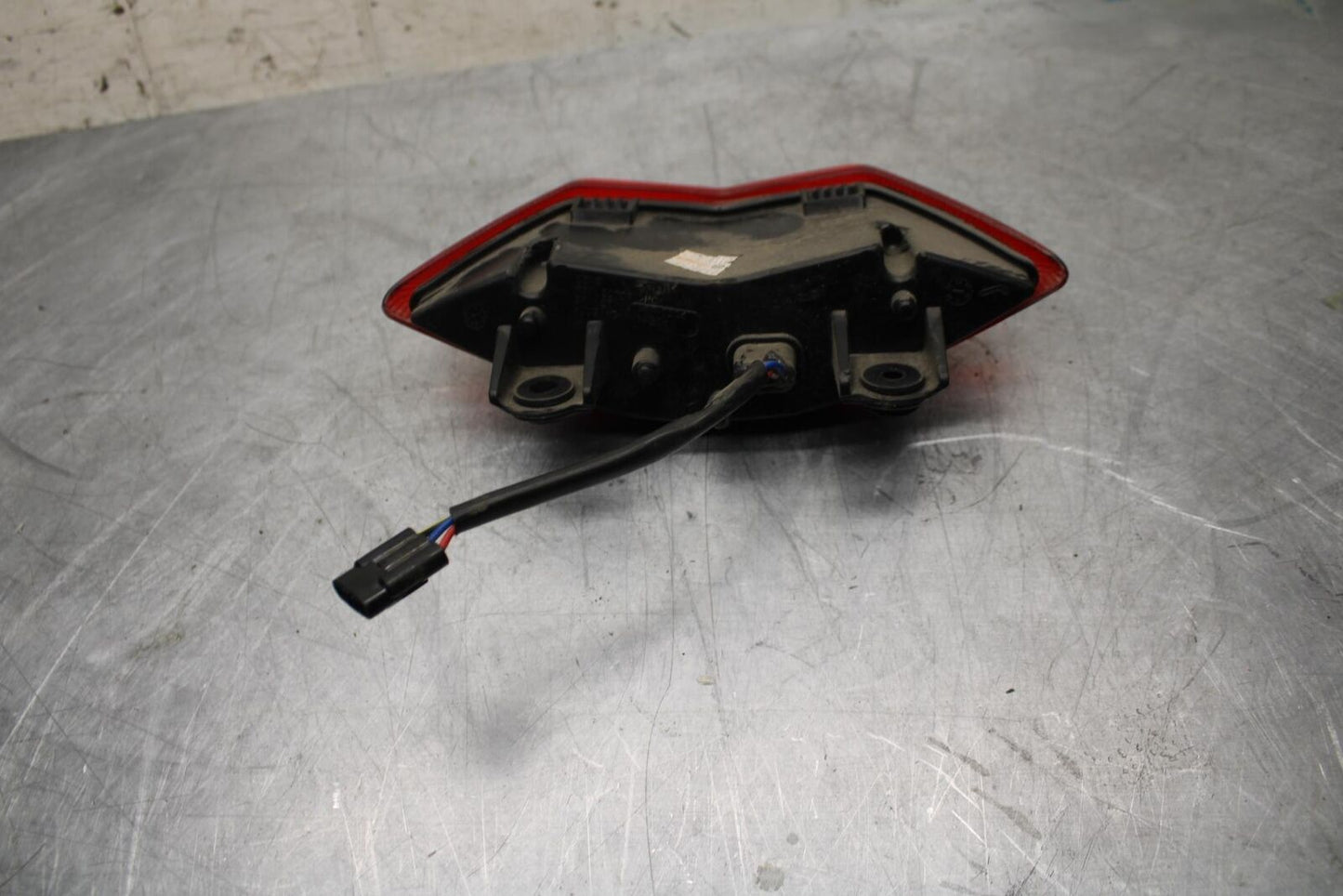 11-14 KAWASAKI VERSYS 650 LE 650C REAR TAIL TAILLIGHT BACK BRAKE LIGHT BB498