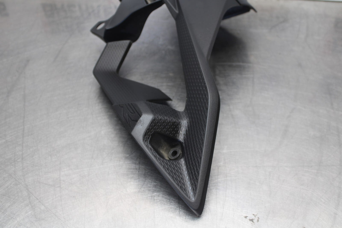 17-20 BMW S1000R LEFT MID UPPER SIDE FAIRING COWL PLASTIC BB909