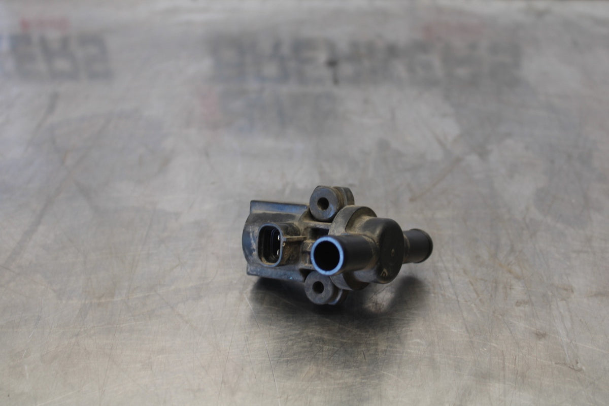 06-07 SUZUKI GSXR 600 AIR VALVE SOLENOID TOP ENGINE SWITCH SENSOR BB863