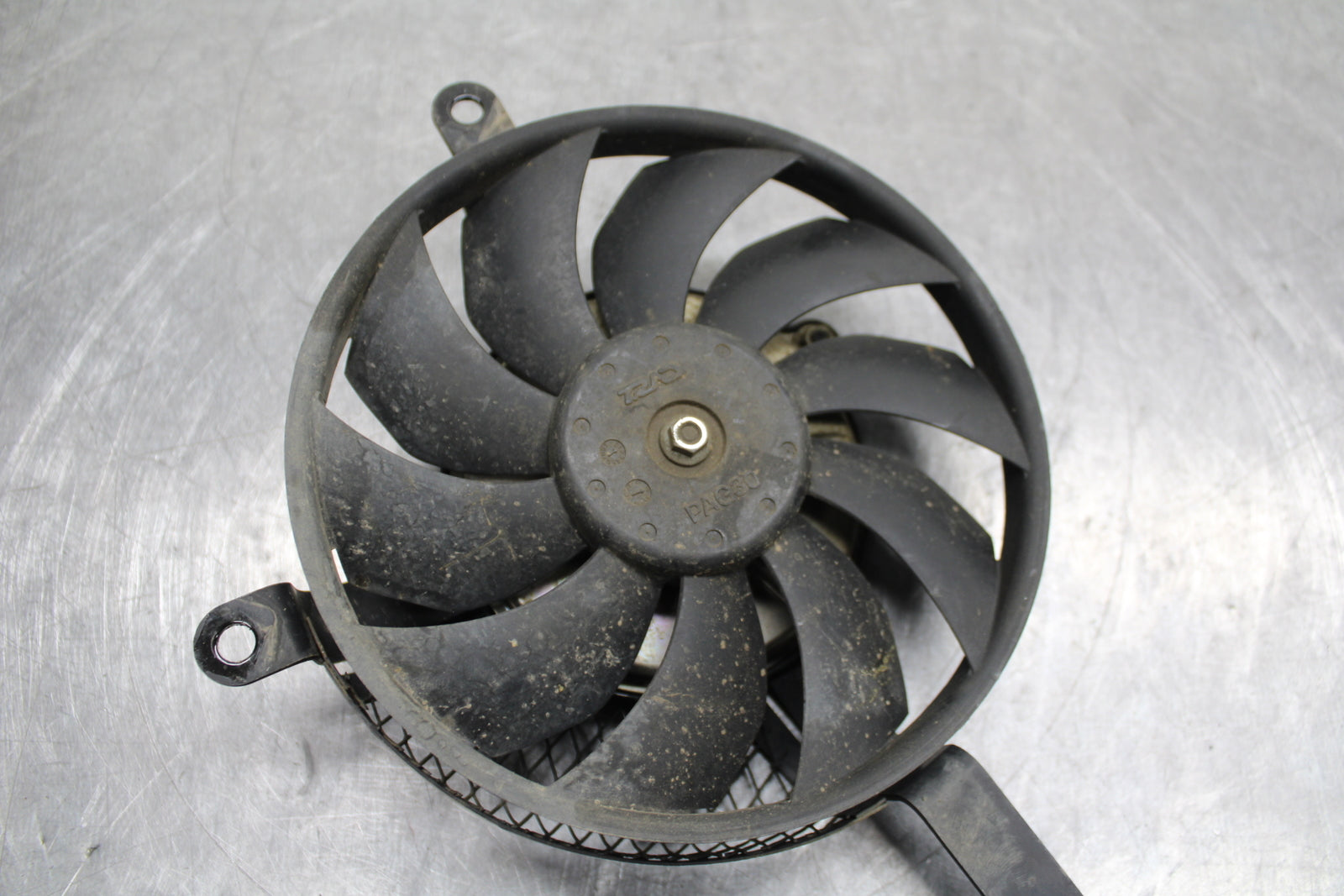 08-10 SUZUKI GSXR 600 ENGINE RADIATOR COOLING FAN BB132