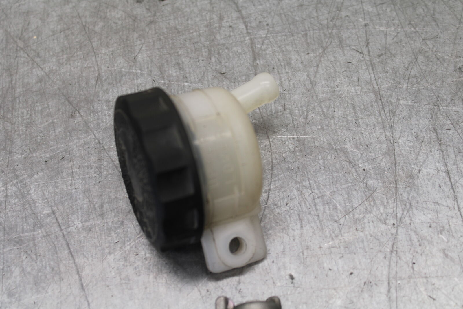 12-17 KAWASAKI ER-6N Z650 REAR BACK BRAKE MASTER CYLINDER W RESERVOIR BB709