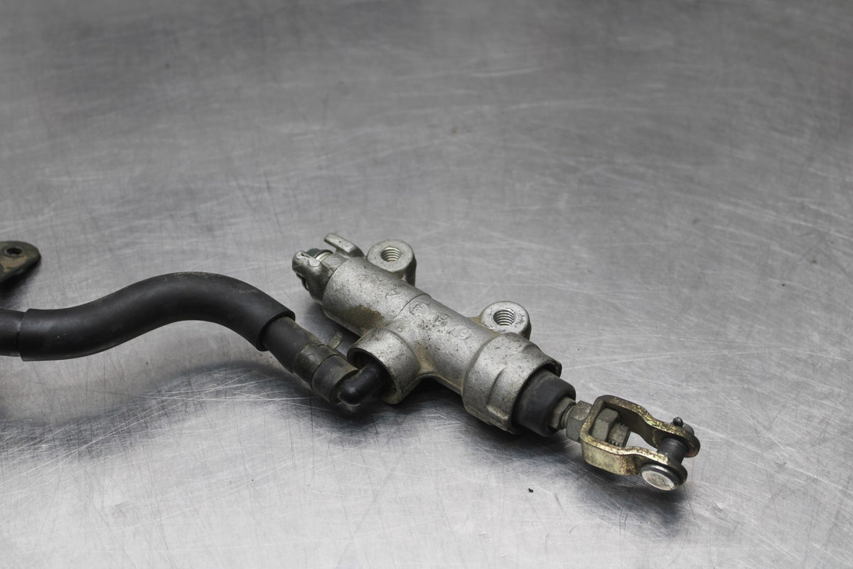 05-06 KAWASAKI NINJA ZX6R REAR BACK BRAKE MASTER CYLINDER W RESERVOIR BB877