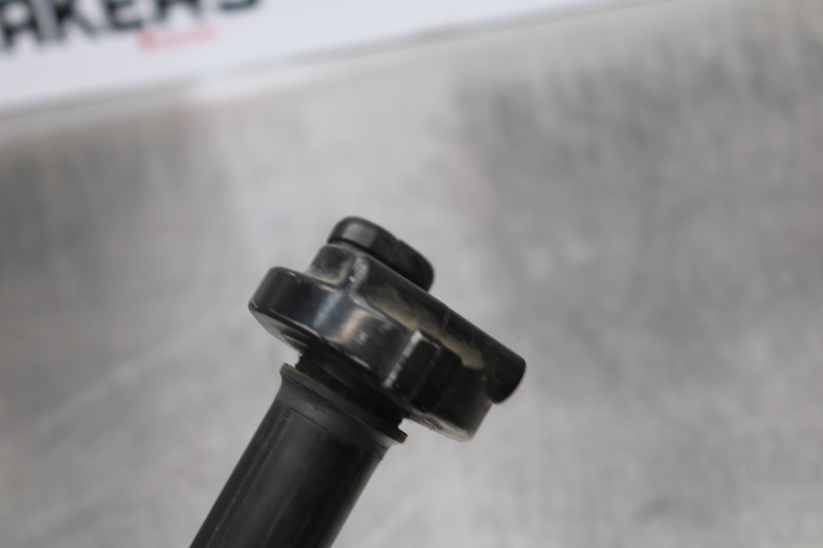 07-08 YAMAHA YZF R1 THROTTLE CABLE LINE HOUSING GUIDE BB160