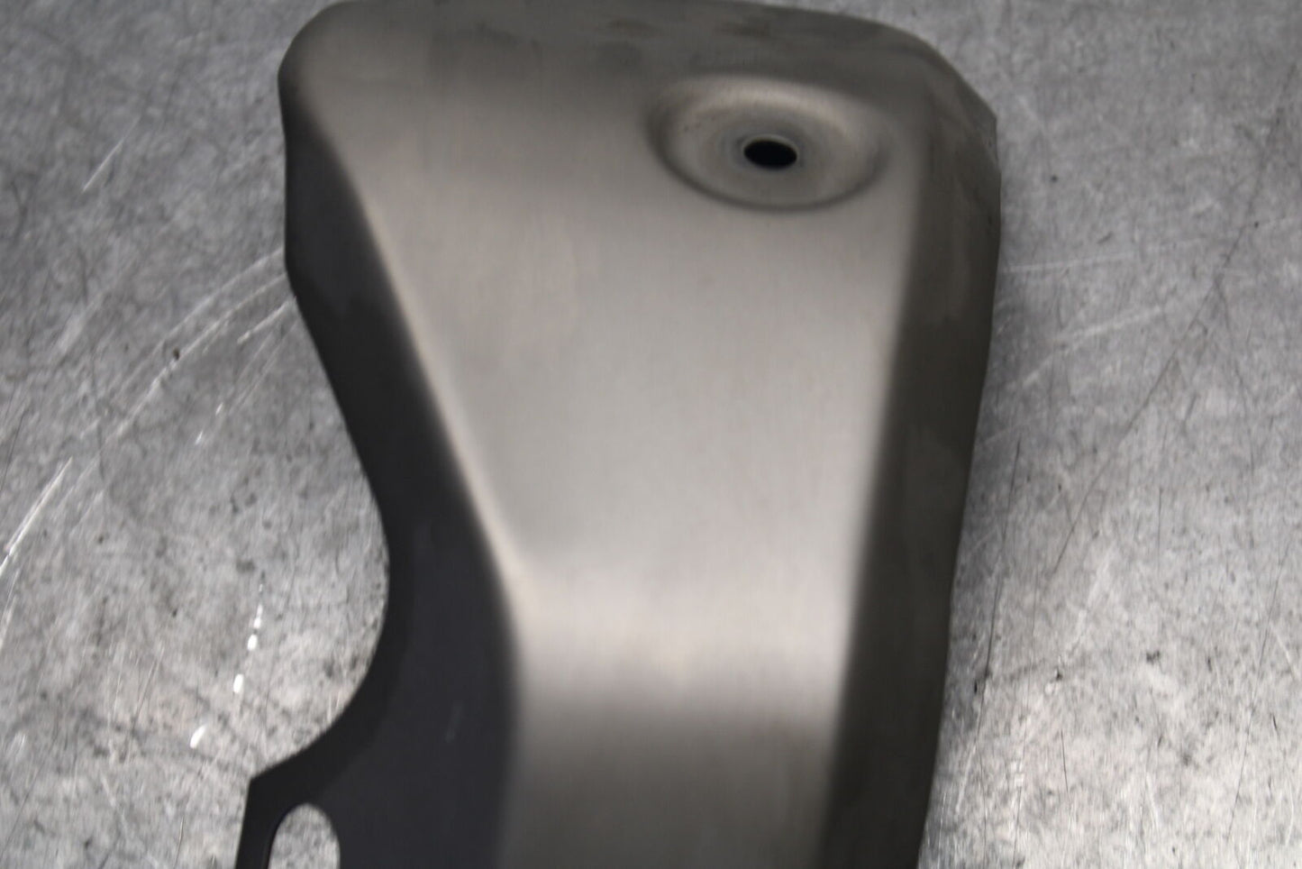 21-24 YAMAHA MT-07 REAR BACK MUFFLER EXHAUST PIPE COVER HEAT SHIELD GUARD BB662