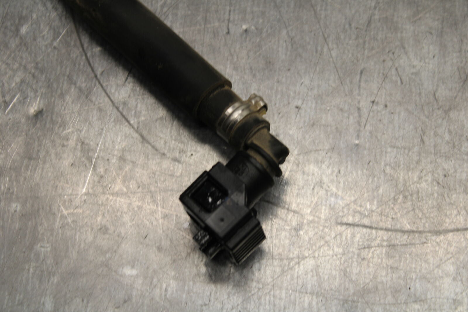 19-24 YAMAHA R3 FUEL PUMP GAS PETROL SENDER UNIT BB736
