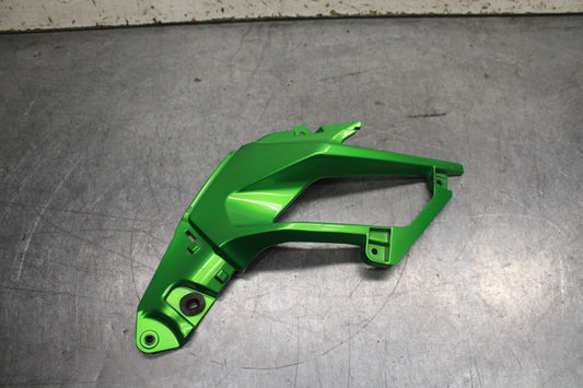 18-23 KAWASAKI NINJA 400 EX400 ABS RIGHT MID UPPER SIDE FAIRING COWL BB747