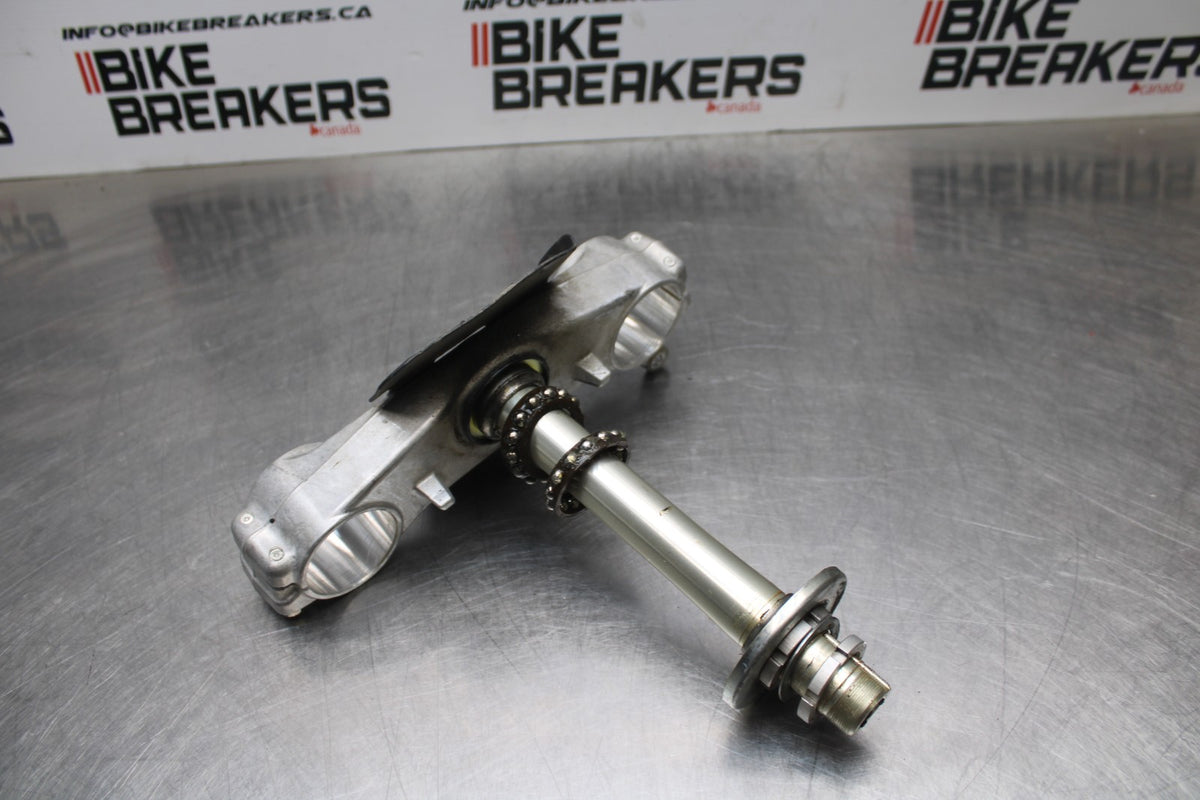 08-10 SUZUKI GSXR 600 FRONT FORKS CLAMP LOWER TRIPLE TREE STEM BB202