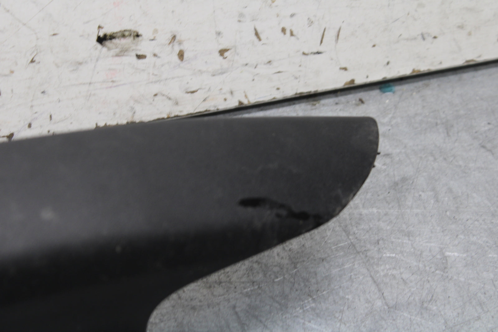 13-18 KAWASAKI NINJA ZX6R REAR BACK DRIVE CHAIN GUARD COVER 36014-0048 BB666