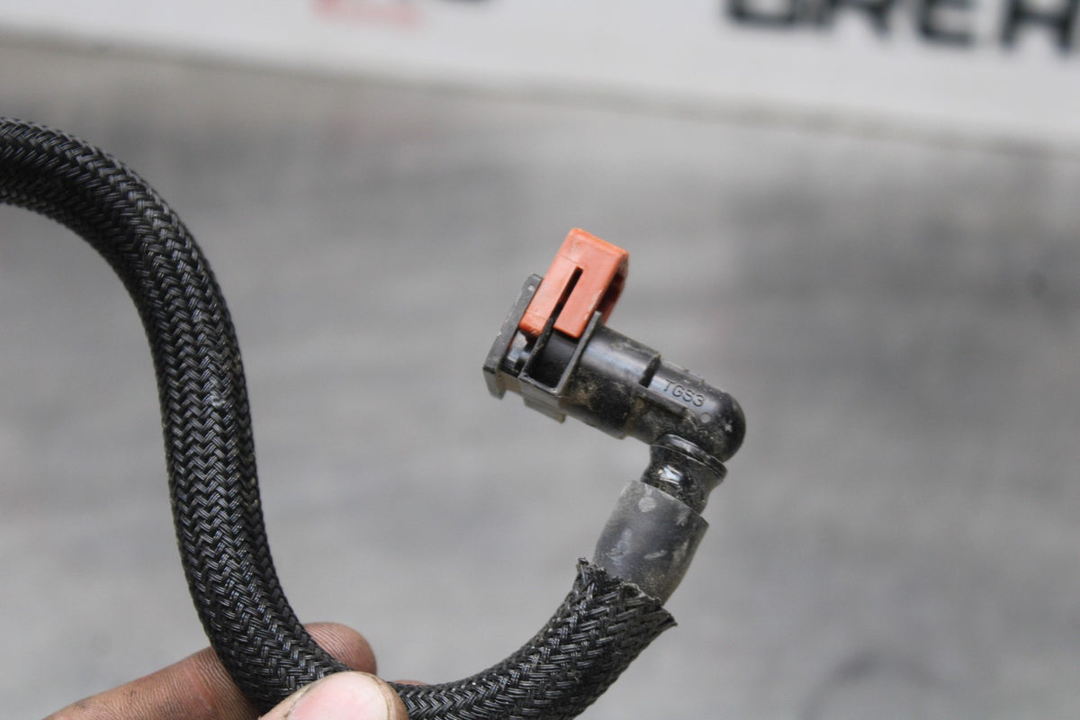23-26 KAWASAKI NINJA ZX4RR FUEL HOSE GAS LINE TUBE PIPE BB872