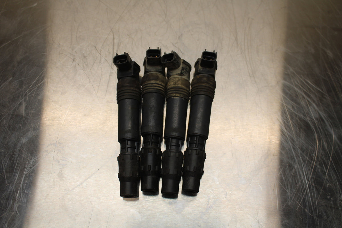01-06 HONDA CBR600F4I IGNITION COILS COIL SPARK PLUG CAPS BB567