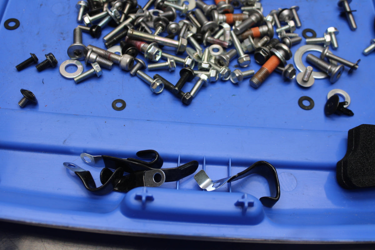 23-24 KAWASAKI NINJA ZX14R MOUNTING BOLTS HARDWARE MOTOR SCREWS BB141