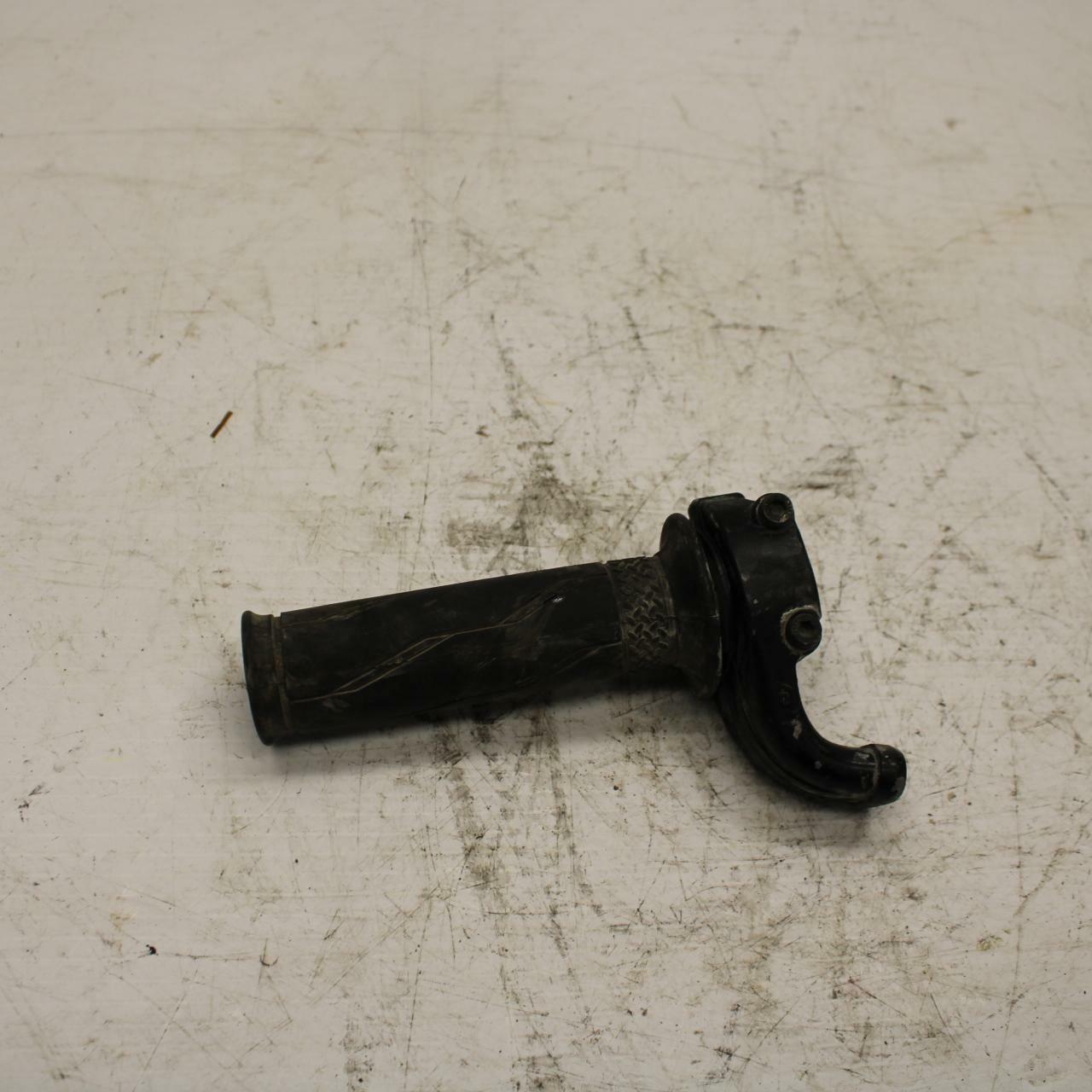 08-17 YAMAHA YZF R6 THROTTLE CABLE LINE HOUSING GUIDE BB354