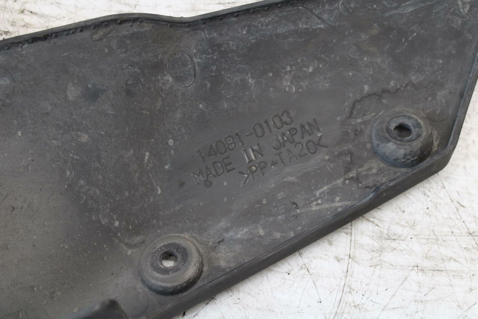 07-08 KAWASAKI NINJA ZX6R FRONT WHEEL FENDER COWL FAIRING TRIM BB274