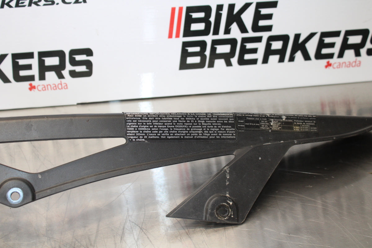07 KAWASAKI Z1000 REAR BACK DRIVE CHAIN GUARD COVER SHIELD BB148