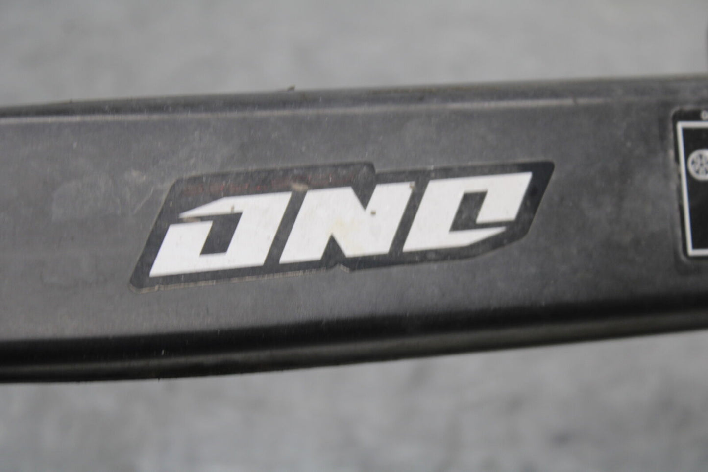 05-06 HONDA CBR600RR REAR DRIVE CHAIN GUARD COVER SHIELD 40510-MEE-010  BB689