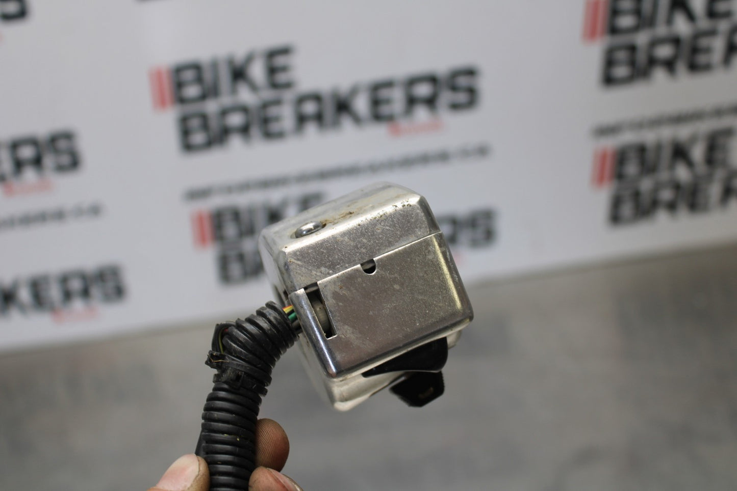 03-08 KAWASAKI VULCAN 1600 LEFT CLIP ON HANDLE HORN SIGNALS SWITCH BB196