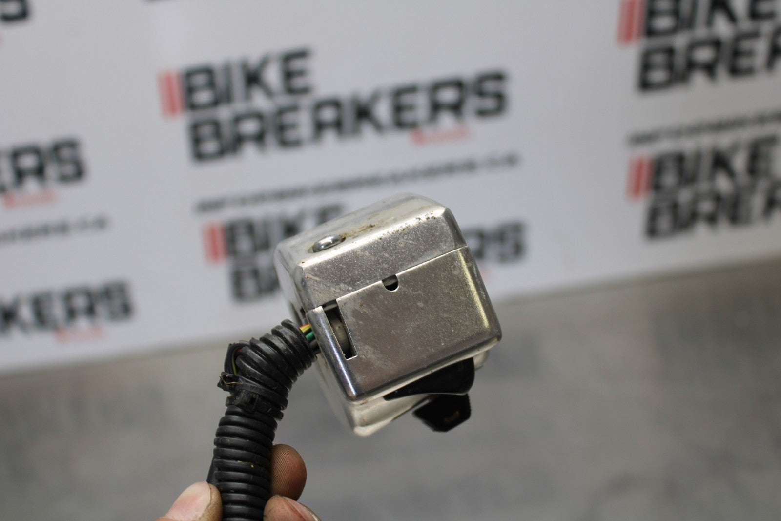 03-08 KAWASAKI VULCAN 1600 LEFT CLIP ON HANDLE HORN SIGNALS SWITCH BB196