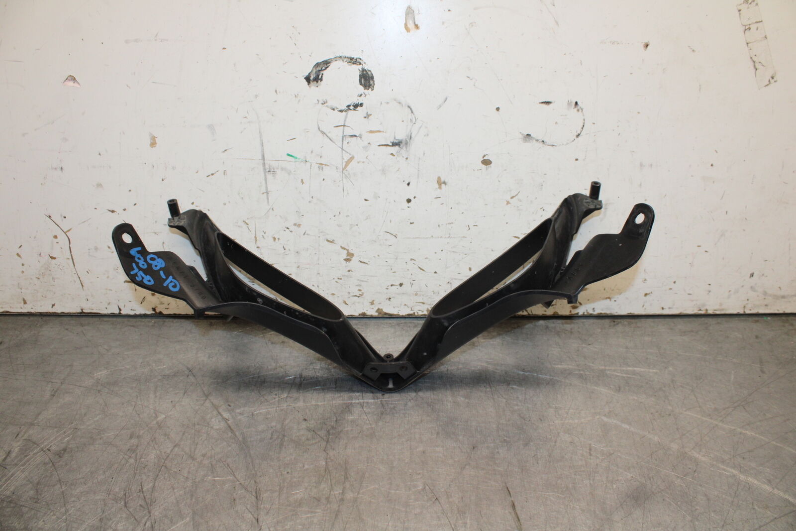 08-10 SUZUKI GSXR 600  FRONT CENTER COWL FAIRING BB630